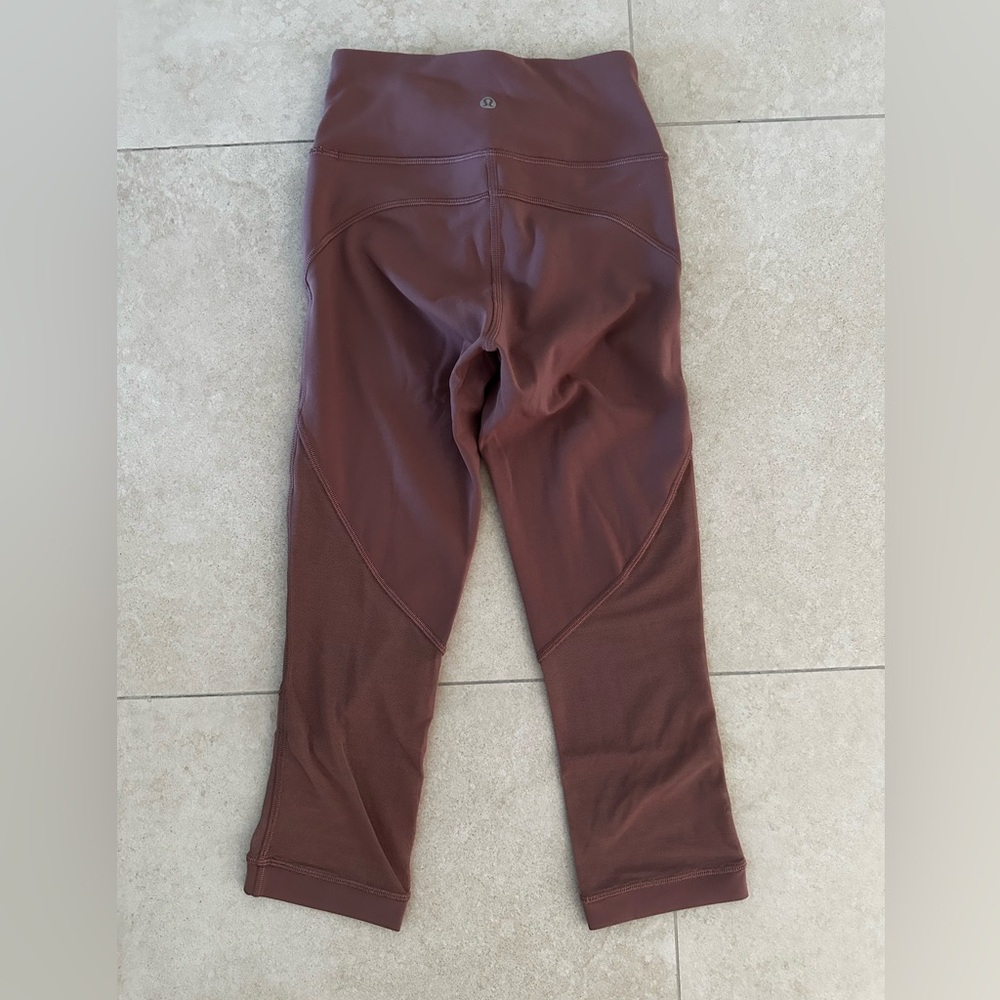 Lululemon Dusty Rose cropped mesh accent Leggings